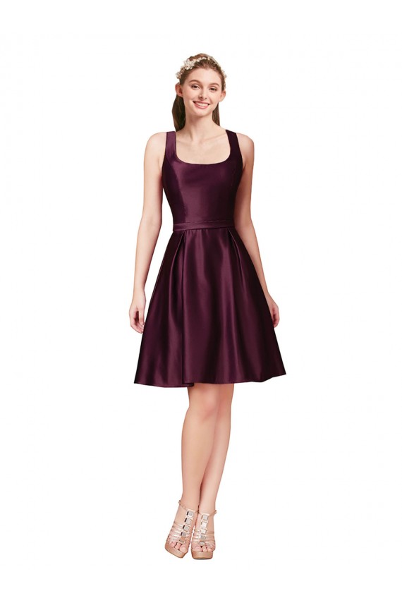 Classic Knee Length Satin Cocktail Prom Dress / Homecoming Dress with V Back and Bow Detail for Sale